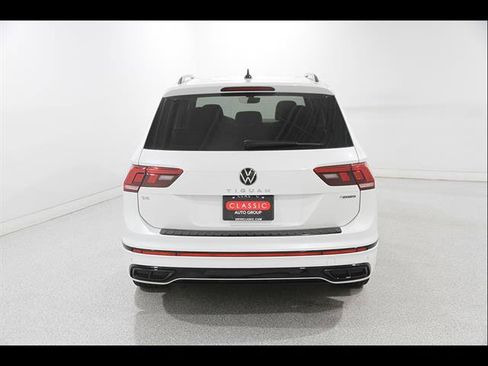 Certified 2023 Volkswagen Tiguan SE R-Line AWD/4WD image 22
