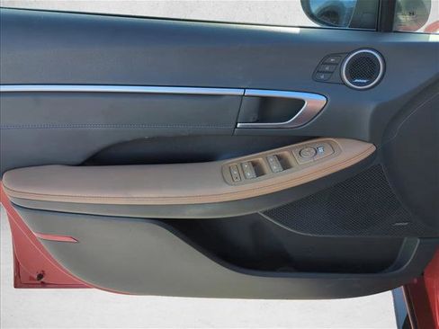 Used 2021 Hyundai Sonata Limited image 7
