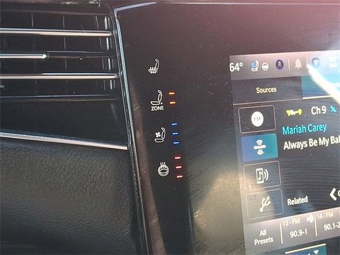 Used 2022 Jeep Wagoneer Series III w/ Flexible Seating Group image 28