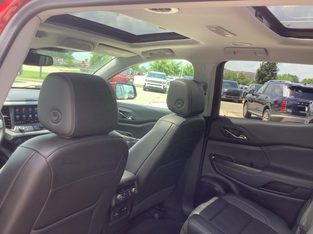 Used 2023 GMC Acadia SLT w/ Preferred Package AWD/4WD image 21