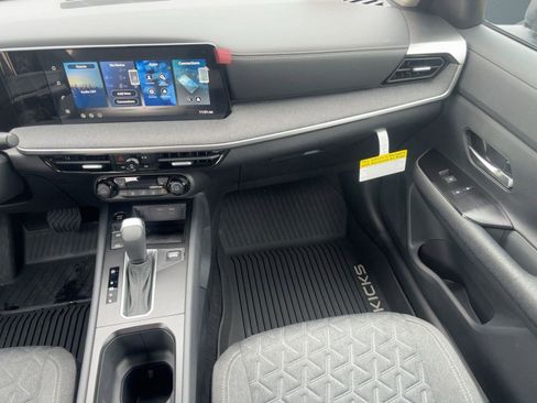 New 2026 Nissan Kicks SV w/ Cold Weather Package image 26