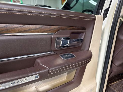 Used 2017 RAM 3500 Laramie Longhorn image 44