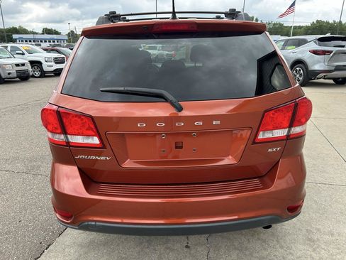 Used 2014 Dodge Journey SXT FWD image 6