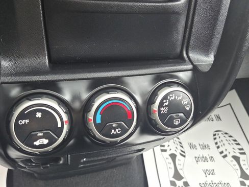 Used 2003 Honda CR-V EX image 26