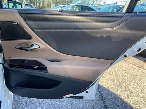 Certified 2024 Lexus ES 350 Ultra Luxury image 30