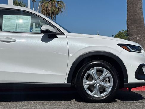 Certified 2025 Honda HR-V LX image 34