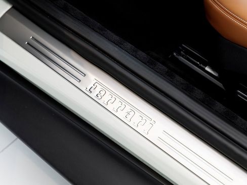 Used 2025 Ferrari Roma Spider image 22