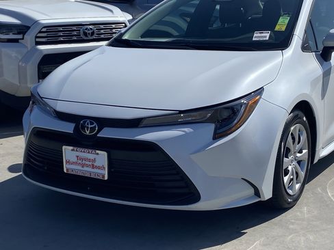 Certified 2026 Toyota Corolla LE FWD image 7