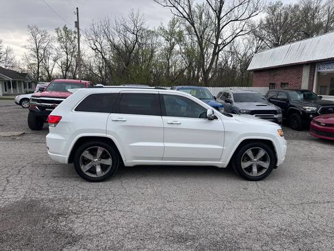 Used 2015 Jeep Grand Cherokee Overland image 4