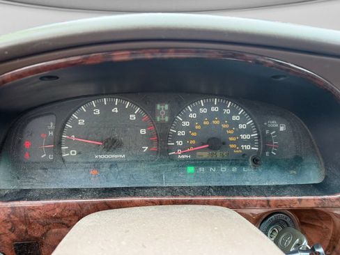 Used 2000 Toyota 4Runner Limited AWD/4WD image 13