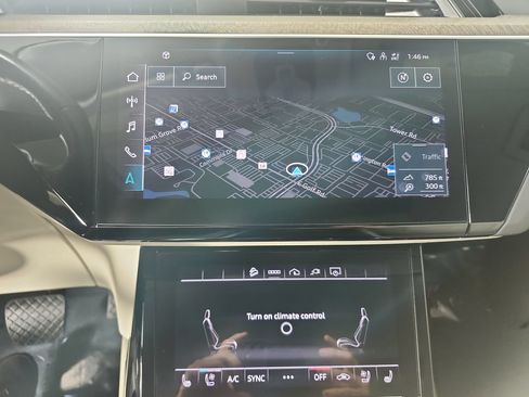 Used 2024 Audi Q8 e-tron Premium Plus AWD/4WD image 11