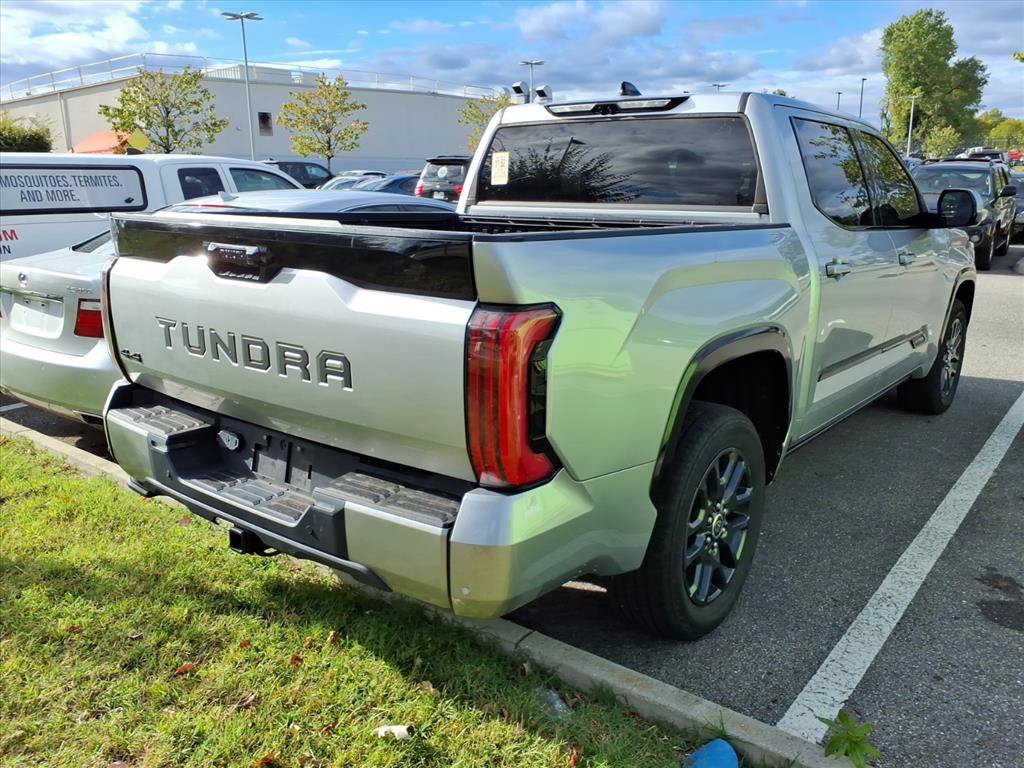 Used 2023 Toyota Tundra Platinum AWD/4WD image 9