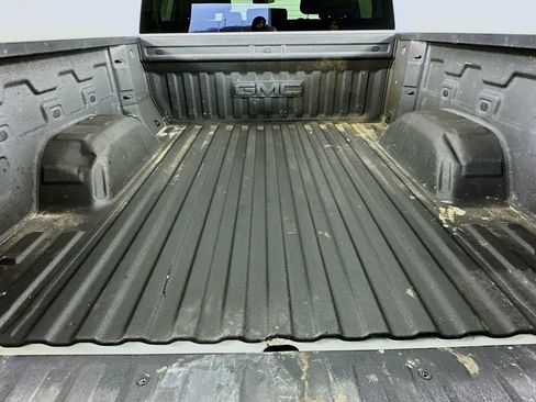 Used 2022 GMC Sierra 1500 SLT w/ SLT Convenience Package image 36