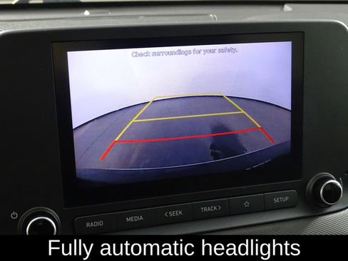 Used 2022 Hyundai Kona SEL image 8