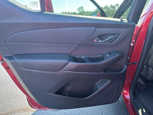 Used 2023 Chevrolet Traverse LT w/ LPO, Floor Liner Package AWD/4WD image 16