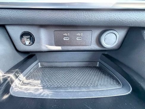 Used 2024 Nissan Rogue S AWD/4WD image 16