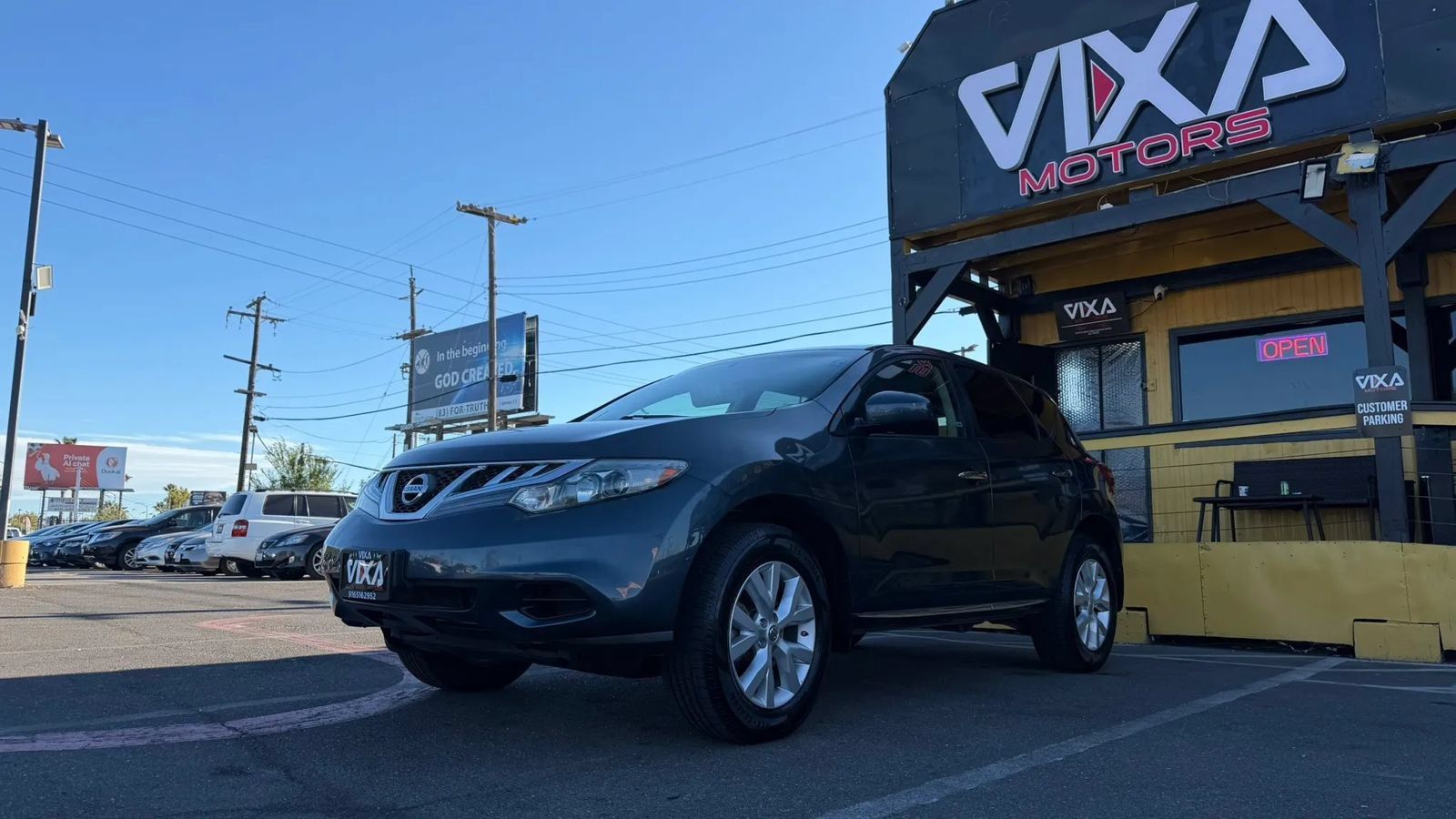 Used 2013 Nissan Murano S FWD image 1