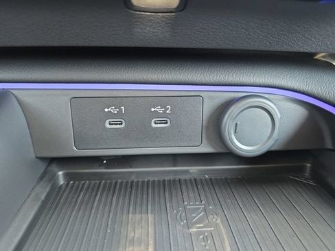Used 2026 Nissan Sentra SV w/ SV Convenience Package FWD image 6