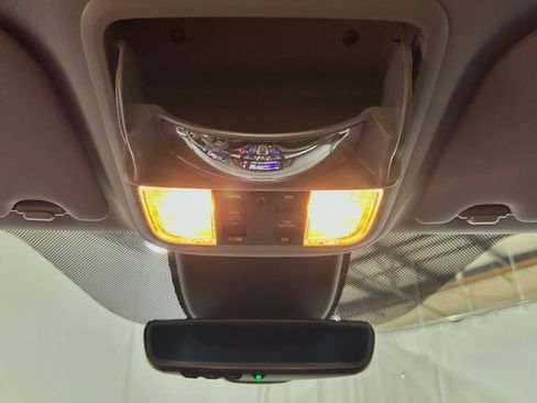 Used 2023 Honda Odyssey Elite image 66