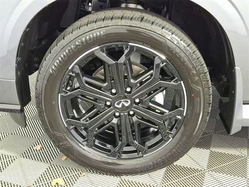 Certified 2026 INFINITI QX80 4WD w/ Sport Exterior Package image 10