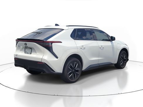 Certified 2026 Toyota bZ FWD image 7