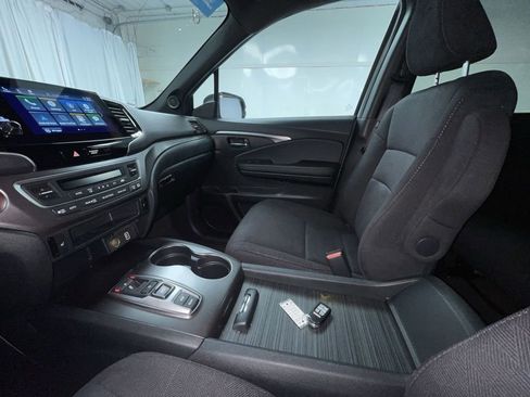 Used 2022 Honda Pilot Sport image 21