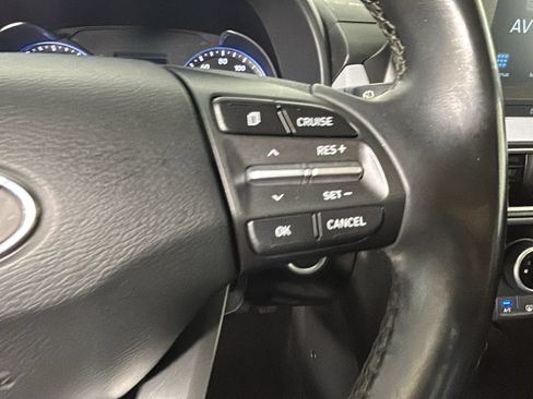Used 2018 Hyundai Kona SEL AWD/4WD image 18