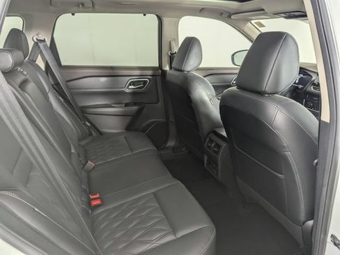 Used 2021 Nissan Rogue Platinum AWD/4WD image 20