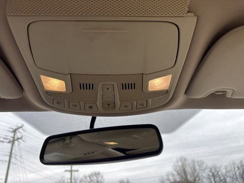 Used 2014 Ford Fusion SE w/ Equipment Group 202A image 24