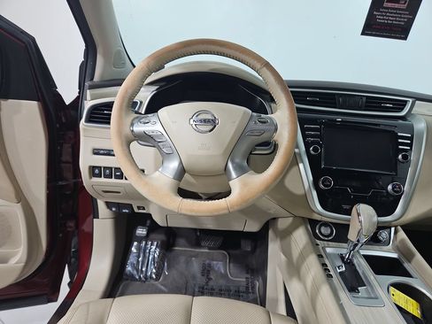 Used 2018 Nissan Murano Platinum FWD image 14