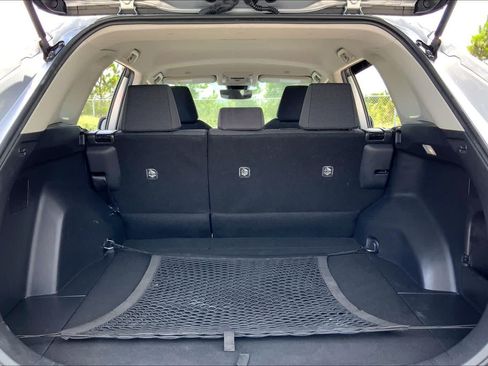 Used 2025 Toyota RAV4 LE FWD image 34
