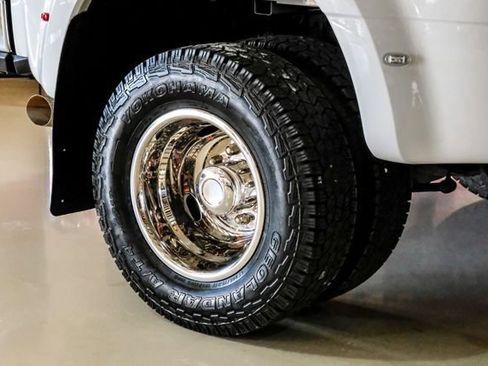 Used 2025 Ford F350 XL w/ FX4 Off-Road Package image 44