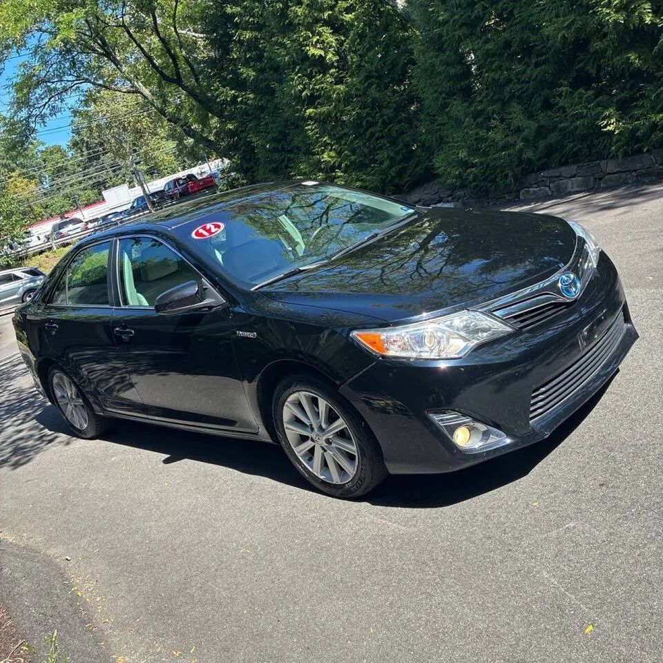 Used 2012 Toyota Camry XLE w/ Convenience Pkg FWD image 13