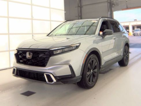 Used 2023 Honda CR-V Sport Touring image 2