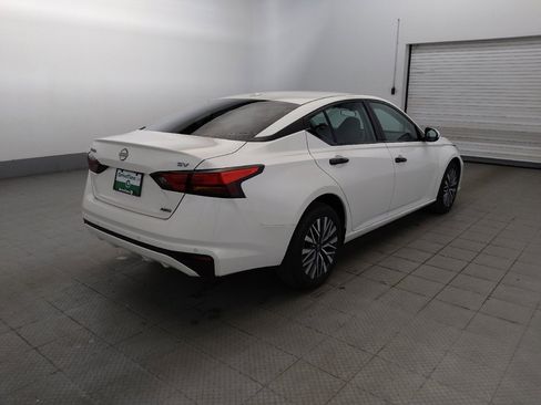 Used 2023 Nissan Altima 2.5 SV AWD/4WD image 9