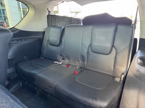 Used 2017 Nissan Armada Platinum image 31