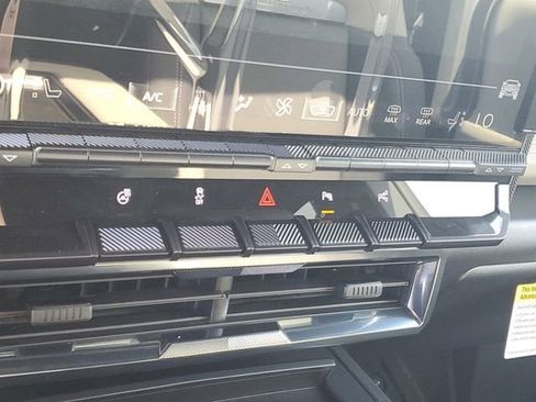 New 2026 GMC Hummer EV 4x4 Crew Cab image 24