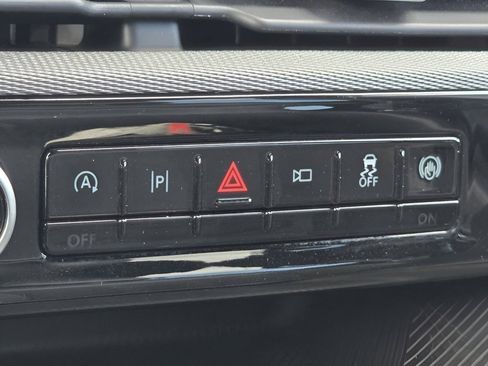 Used 2025 Ford Explorer ST-Line w/ ST-Line Street Pack image 27