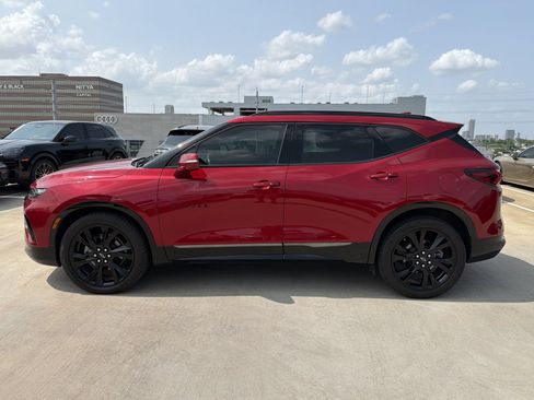 Used 2019 Chevrolet Blazer RS FWD image 2