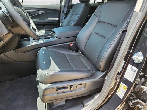 Used 2025 Honda Ridgeline RTL image 15