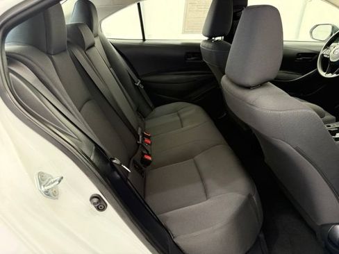 Used 2025 Toyota Corolla LE FWD image 23