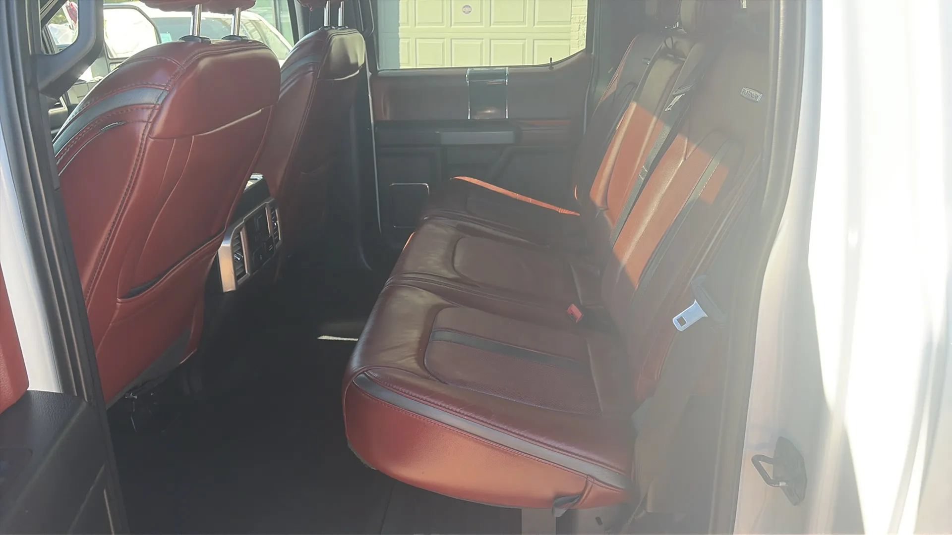 Used 2020 Ford F450 Platinum w/ FX4 Off-Road Package AWD/4WD image 19