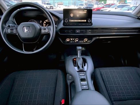 Used 2025 Honda HR-V LX image 15