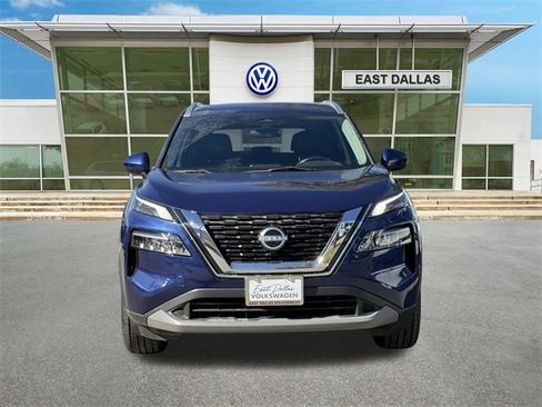Used 2022 Nissan Rogue SV w/ SV Premium Package image 6
