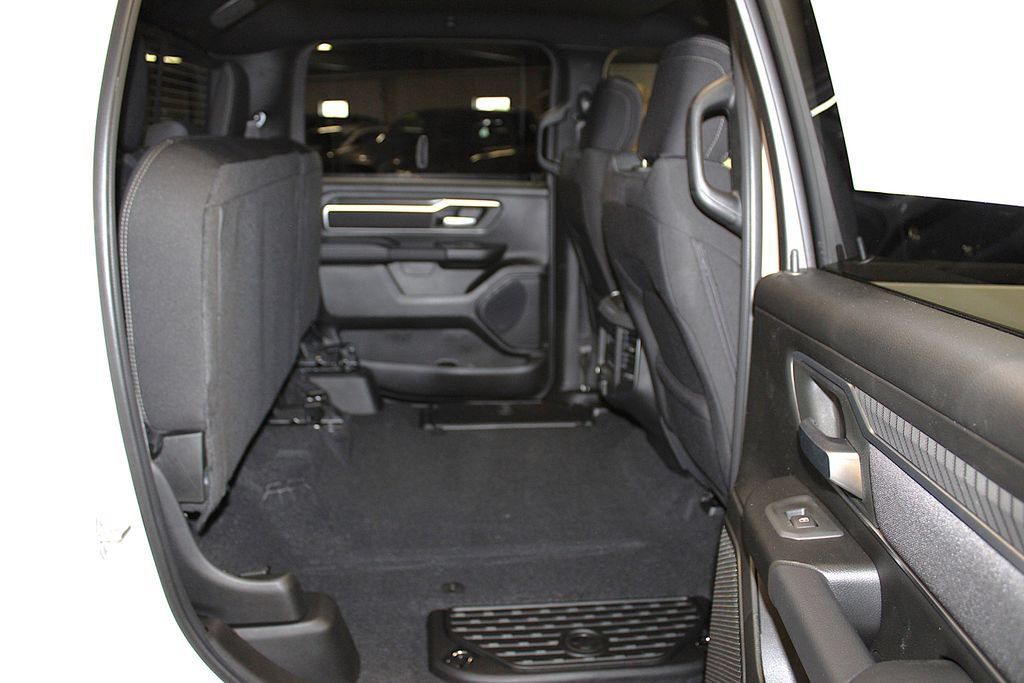 New 2026 RAM 1500 Big Horn AWD/4WD image 33