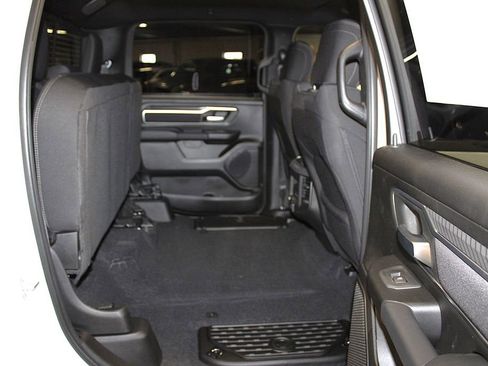 New 2026 RAM 1500 4x4 Crew Cab image 33