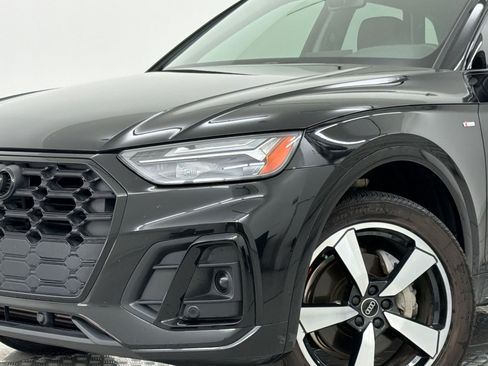 Used 2023 Audi Q5 2.0T Premium Plus w/ Premium Plus Package AWD/4WD image 12