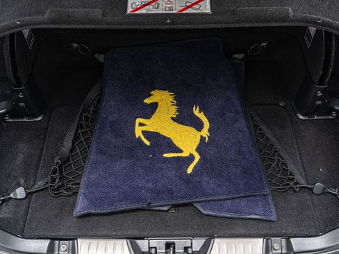 Used 2010 Ferrari California image 42