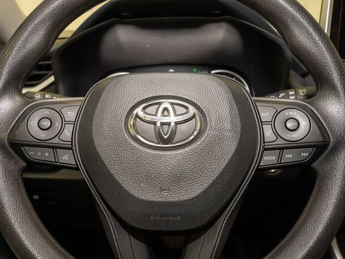 Used 2024 Toyota RAV4 XLE image 16