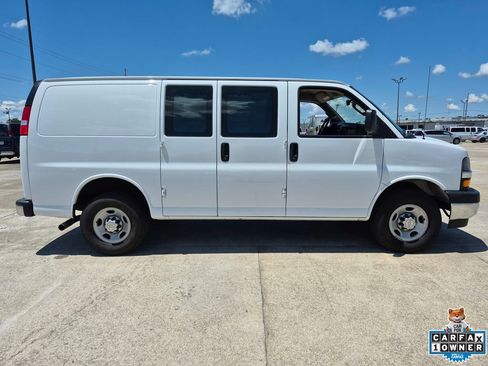 Certified 2024 Chevrolet Express 2500 w/ Driver Convenience Package RWD image 8
